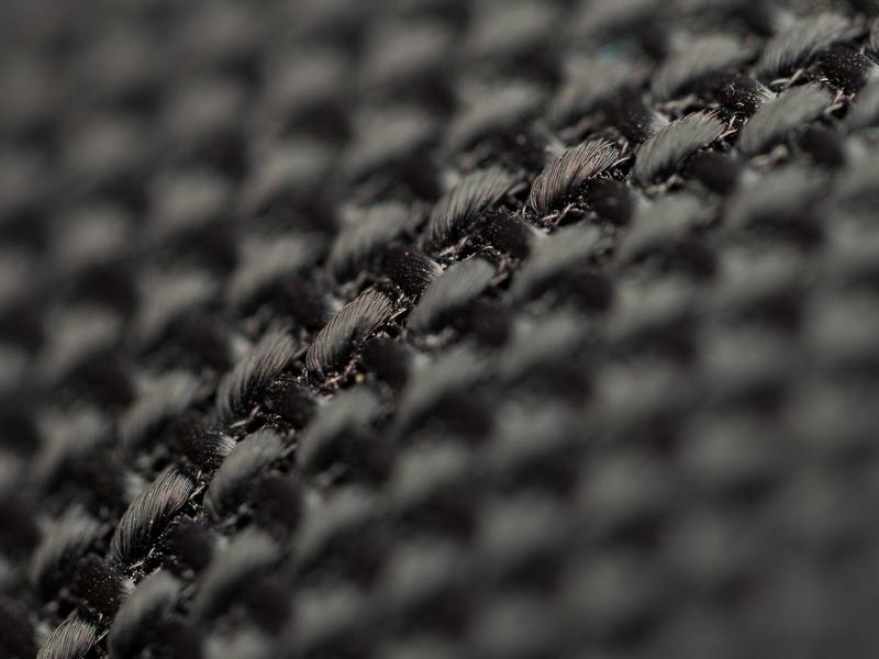 Cận cảnh mặt dệt của dây webbing đen